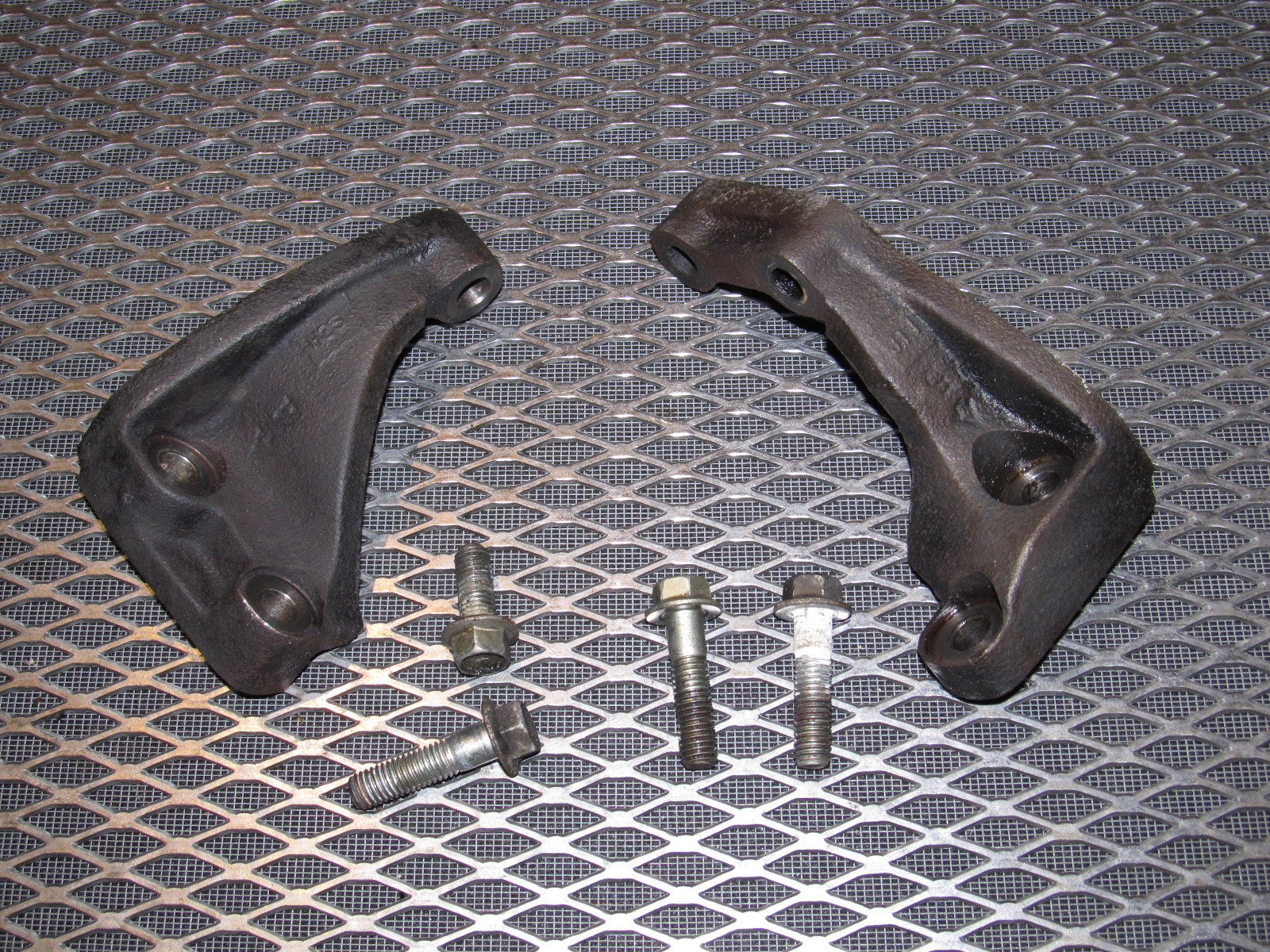 81 82 83 Datsun 280zx OEM Engine Brace Transmission Bracket Set