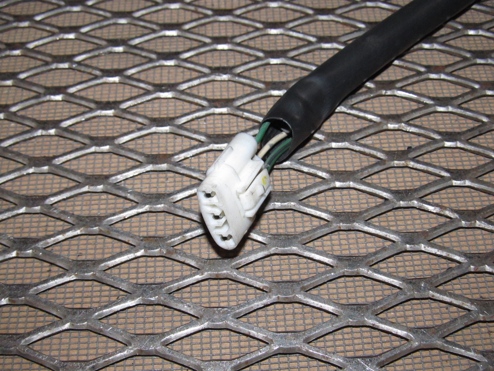 91 92 93 94 95 Toyota MR2 OEM Front Turn Signal Light Pigtail Harness - Left