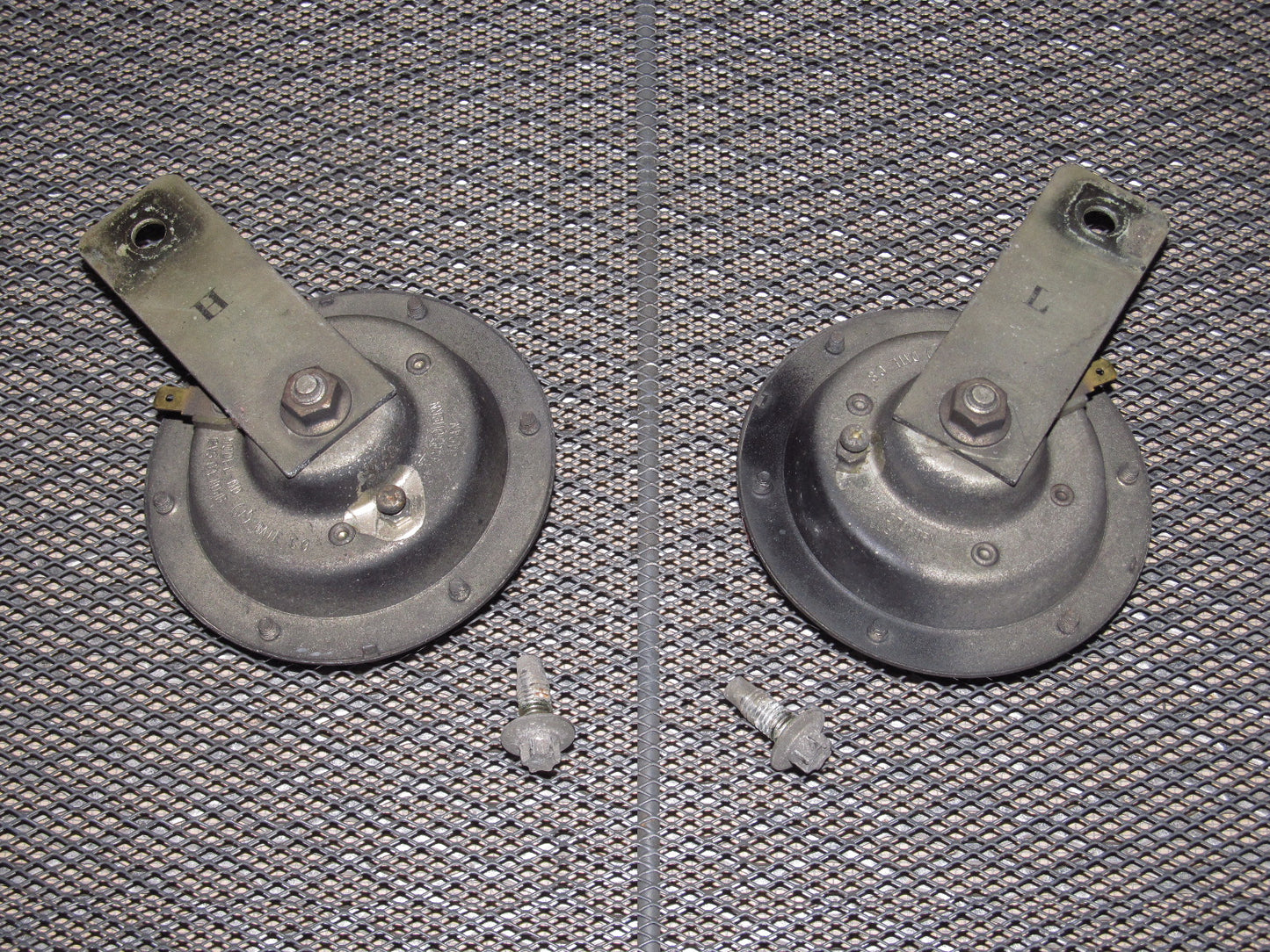 79 80 Datsun 280zx OEM Exterior Horn