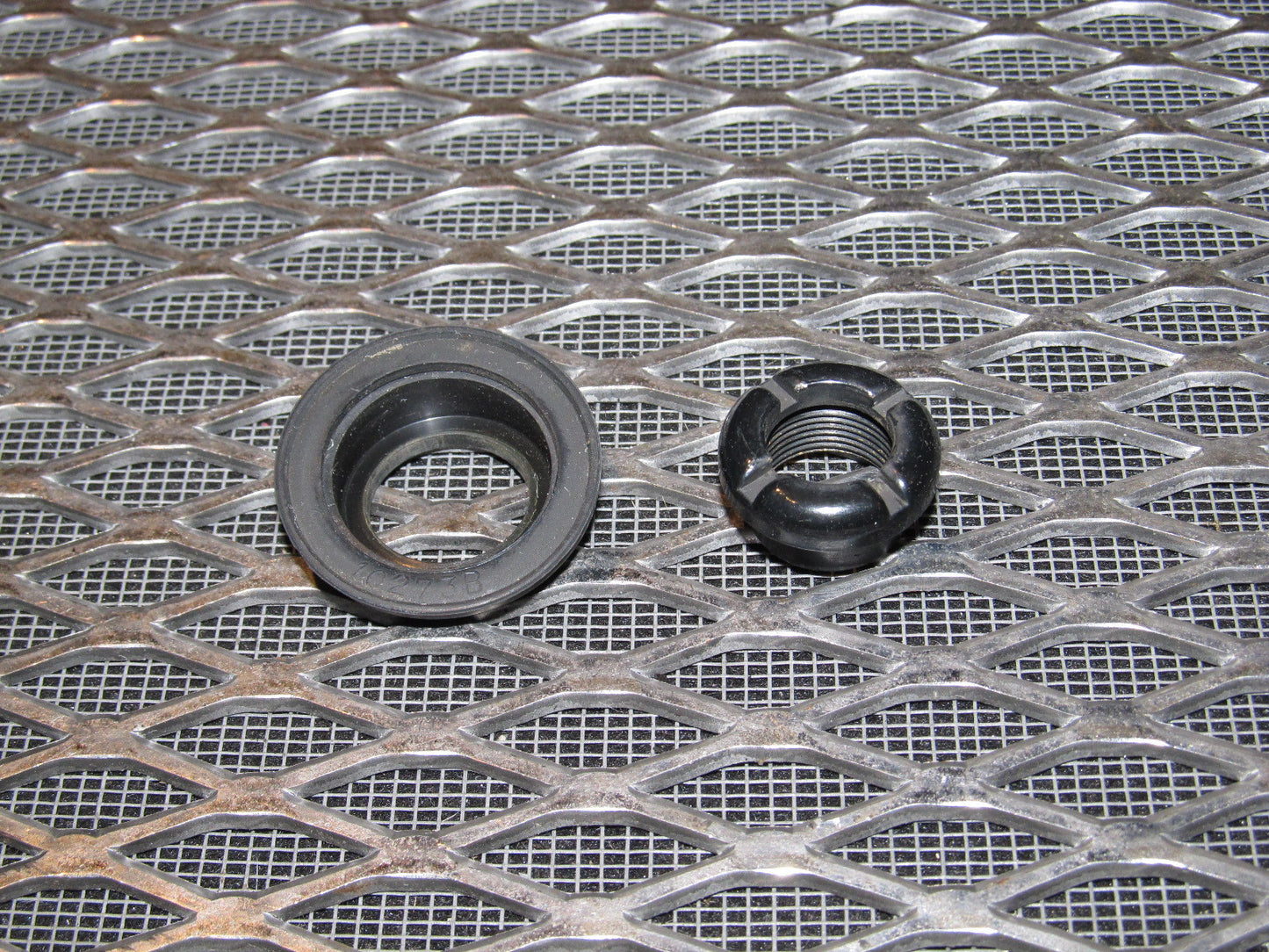 94 95 96 97 Mitsubishi 3000GT OEM Antenna Grommet Ring