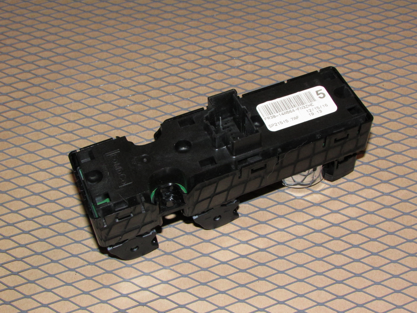 15 16 17 18 19 20 21 Ford Mustang OEM Power Window & Mirror Switch - Left