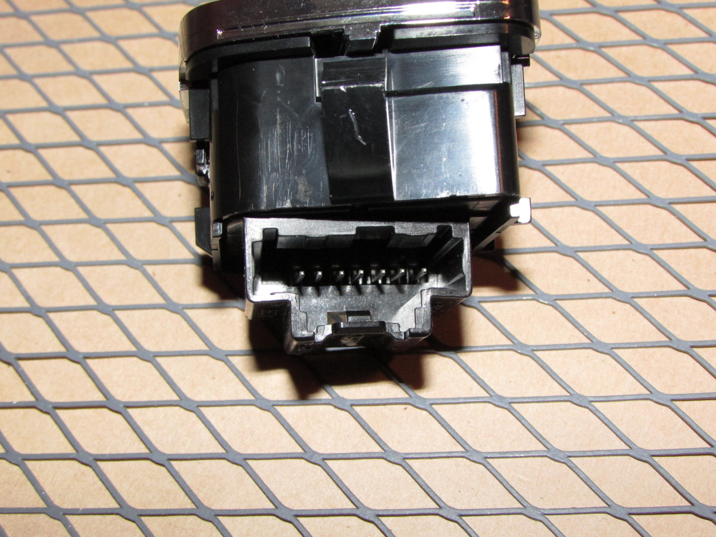 15 16 17 18 19 20 21 Ford Mustang OEM Power Door Lock & Seat Memory Switch - Left