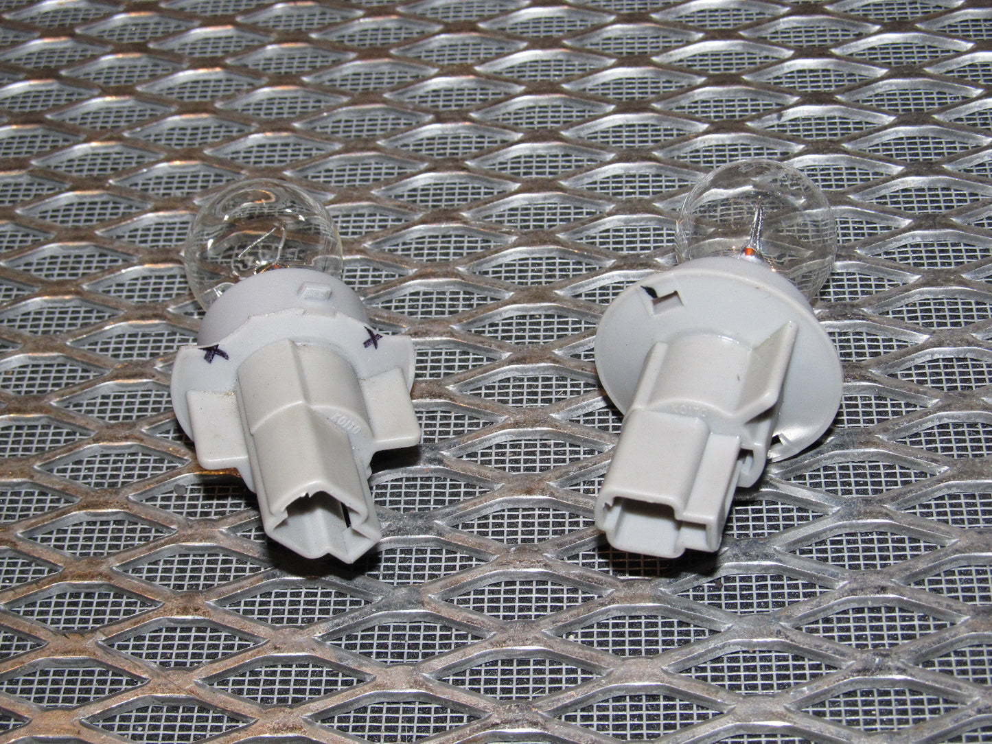 94 95 96 97 Mitsubishi 3000GT OEM Reverse Light Bulb Socket Set