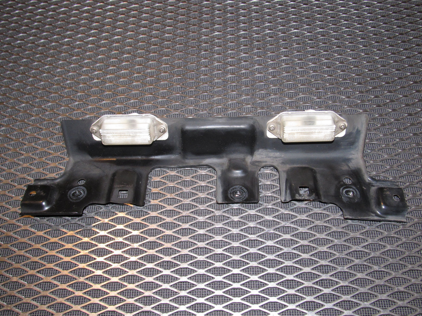 94 95 96 97 Mitsubishi 3000GT OEM Rear License Plate Light