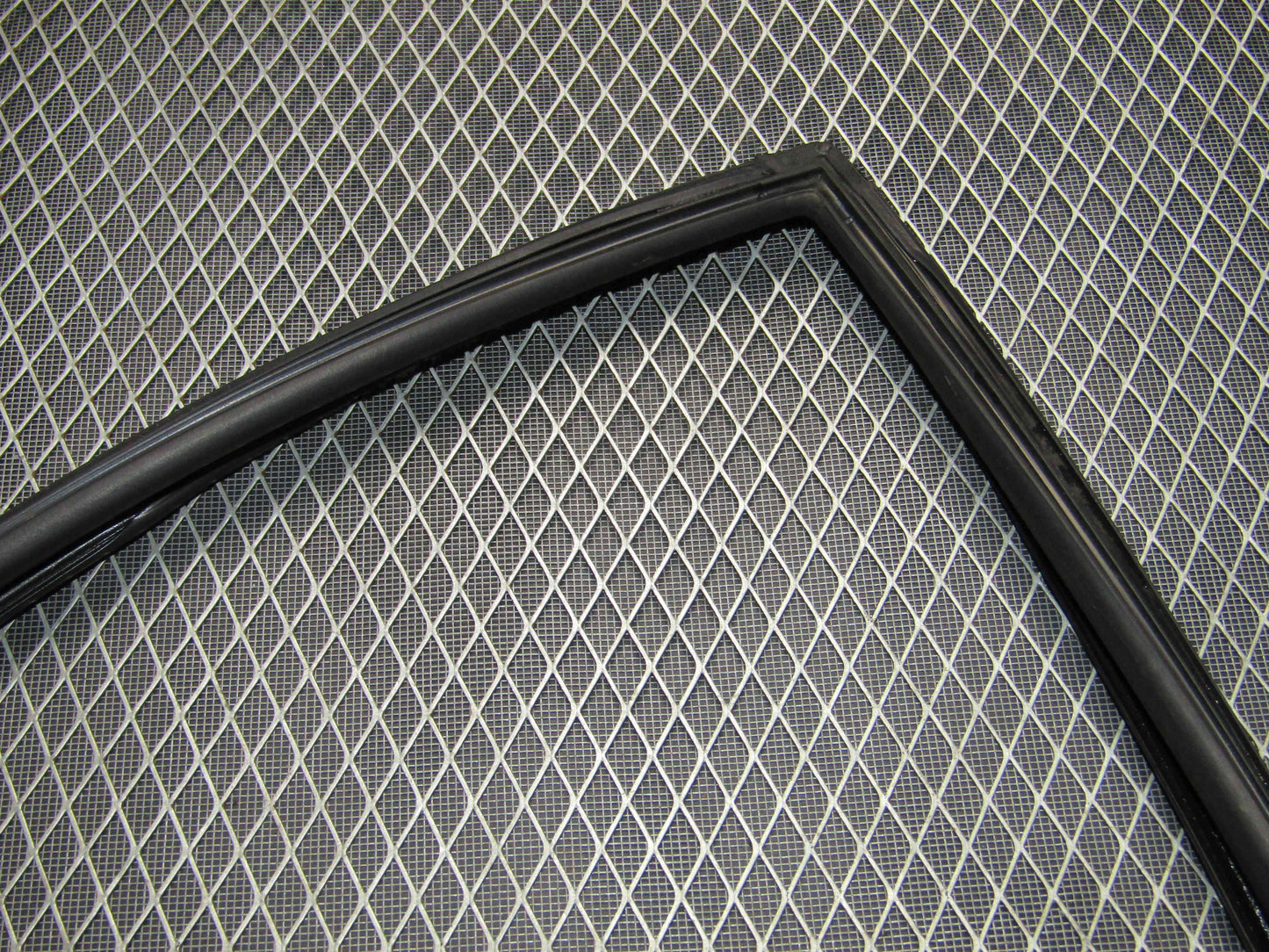 87 88 89 90 91 Toyota Crown Royal Saloon OEM Door Window Weather Stripping - Rear Left