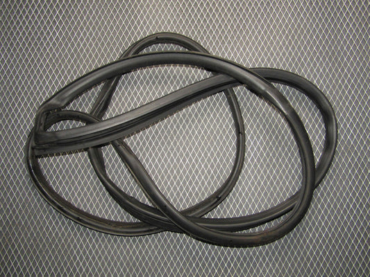 87-91 Toyota Crown Royal Saloon OEM Door Weather Stripping - Rear Left