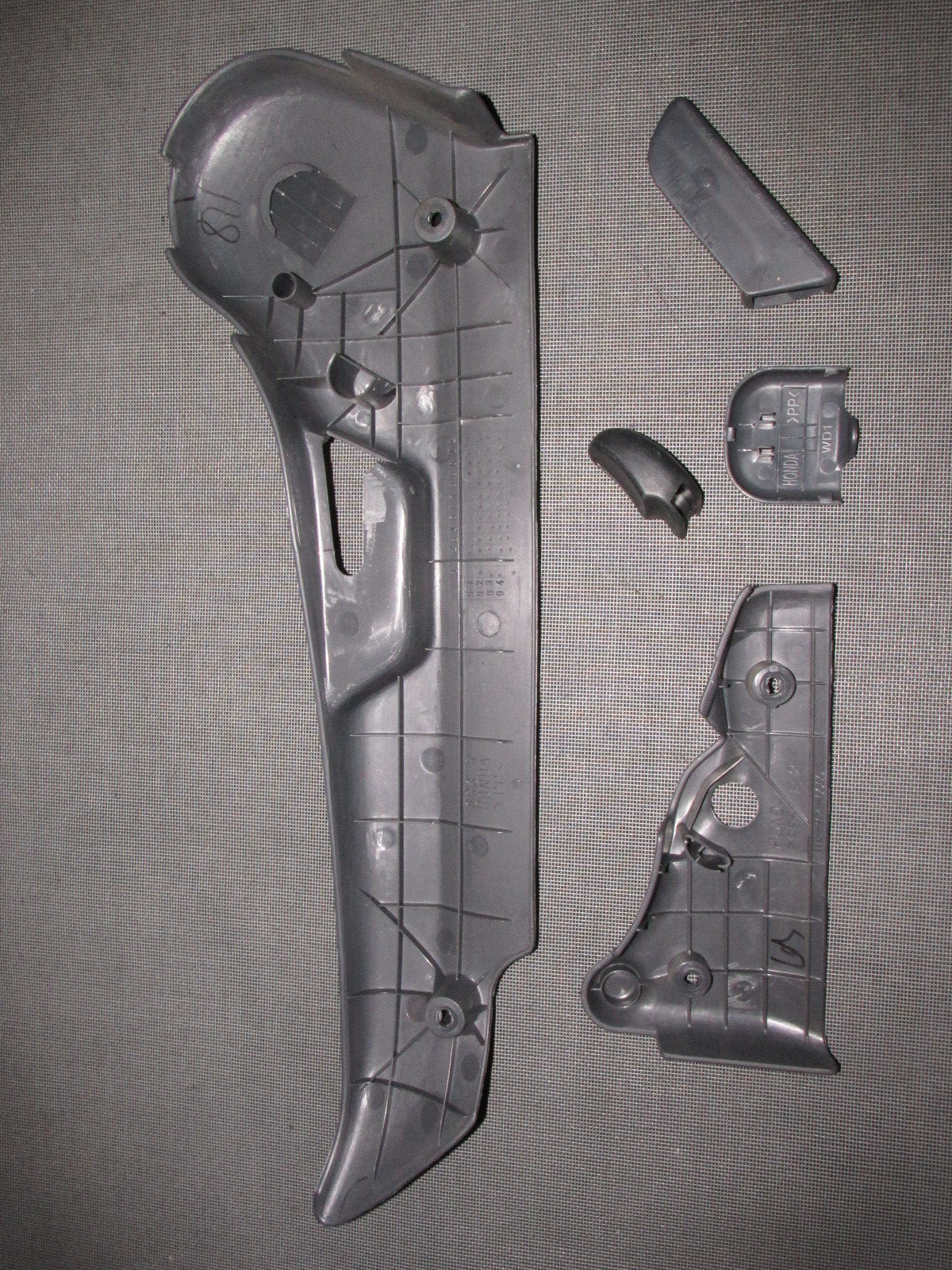 96 97 98 99 00 Honda Civic OEM Seat Side Panel Cover - Front Right