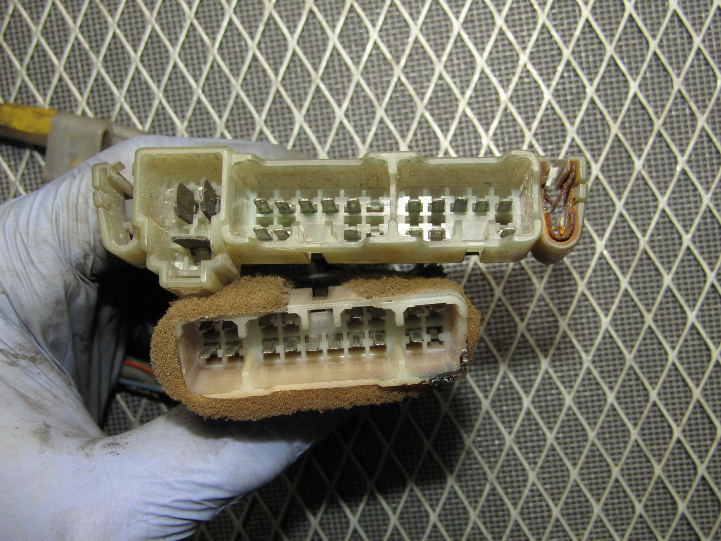 87 88 89 90 91 Toyota Crown Royal Saloon OEM Rear A/C Control Switch Wiring Harness