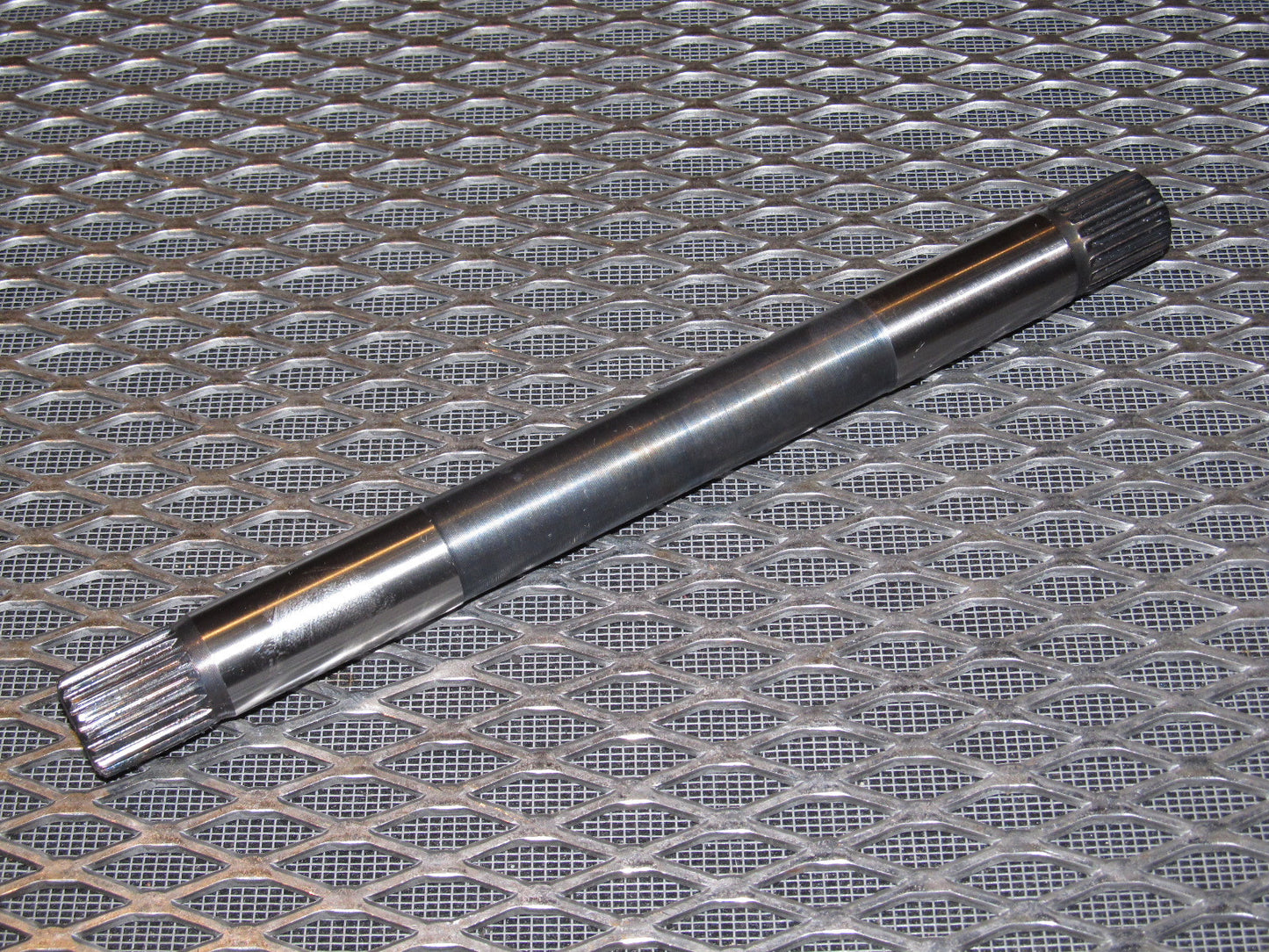 81 82 83 Datsun 280zx OEM A/T Input Shaft