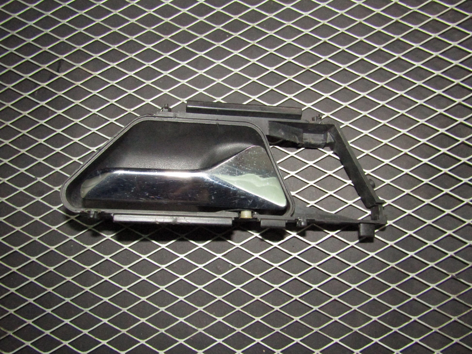 86-93 Mercedes Benz 300E OEM Front Interior Door Handle - Right