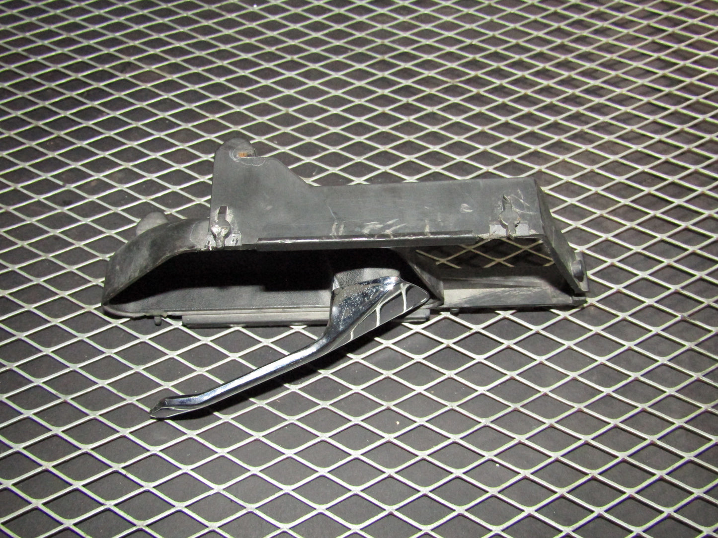 86-93 Mercedes Benz 300E OEM Front Interior Door Handle - Right