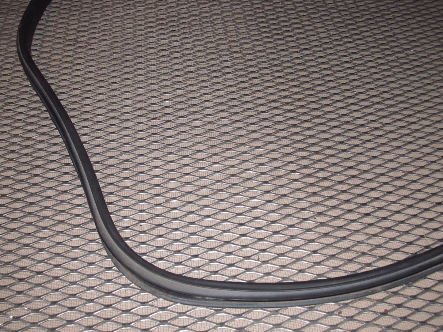 94 95 96 97 Mazda Miata OEM Trunk Weather Stripping