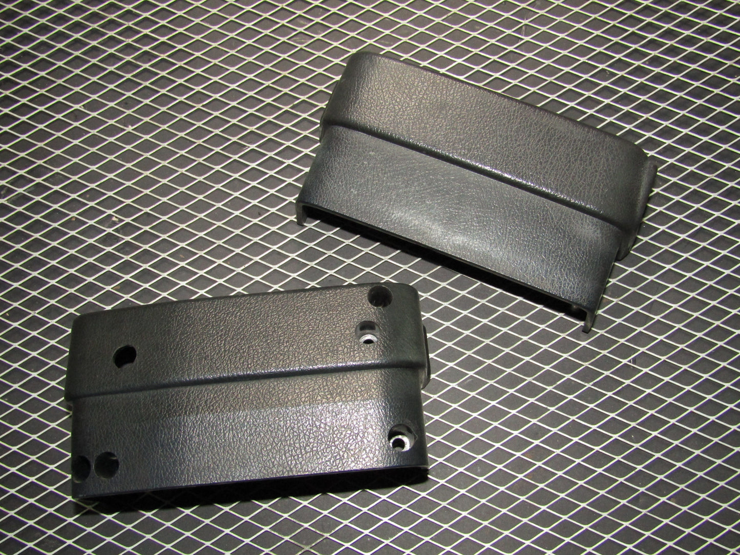 87 88 89 90 91 Toyota Crown Royal Saloon OEM Steering Column Cover