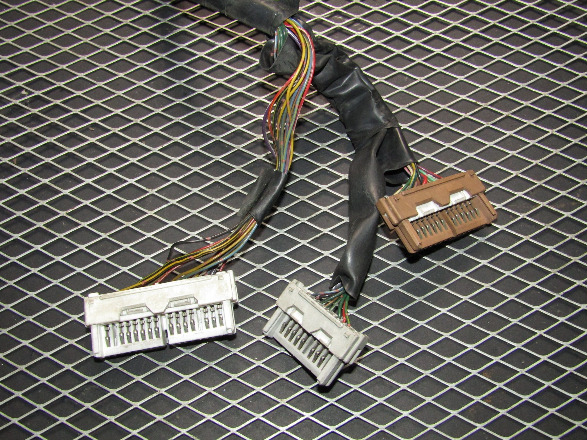 87-91 Toyota Crown Royal Saloon OEM Speedometer Harness