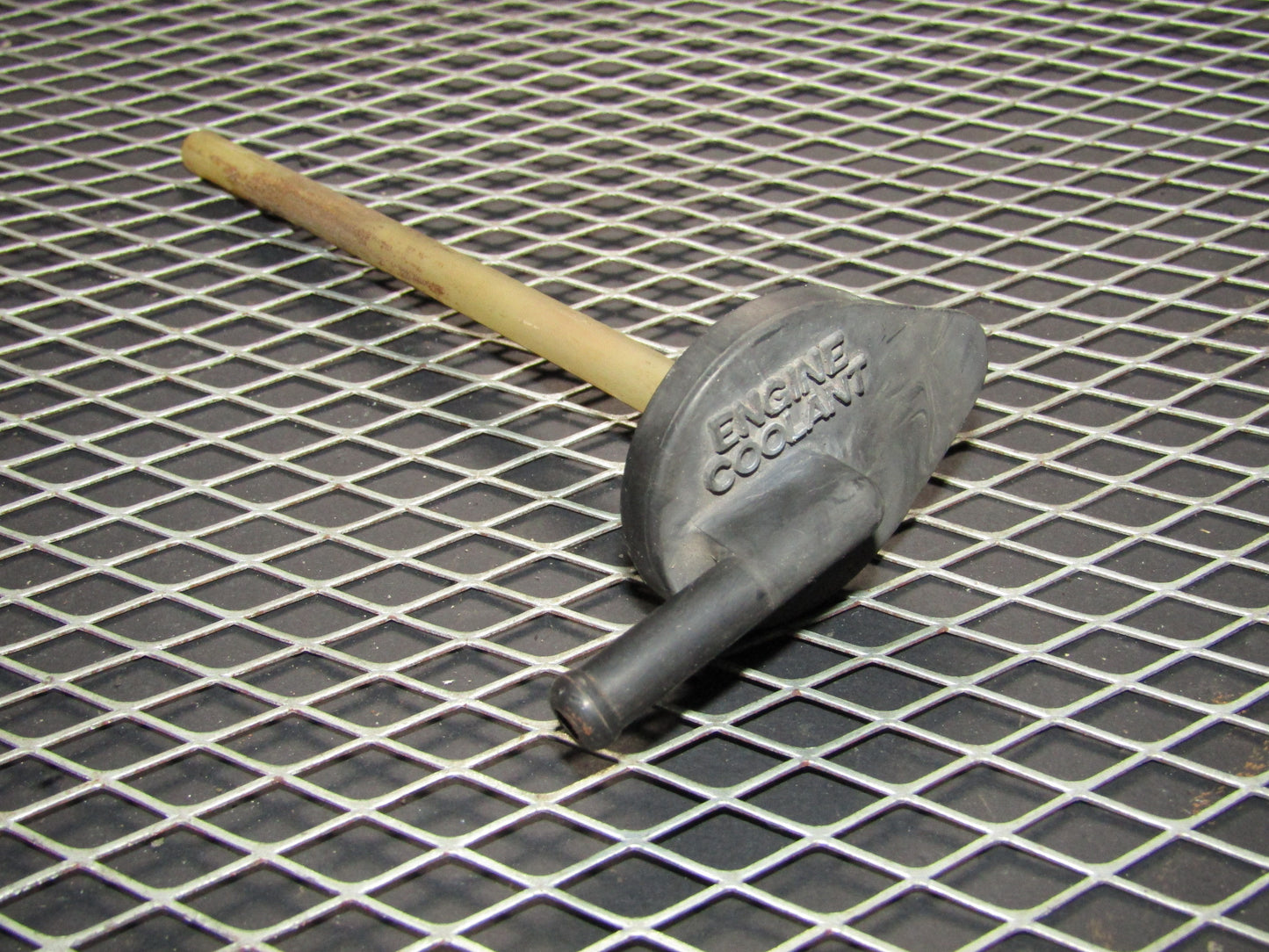 87-91 Toyota Crown Royal Saloon OEM Coolant Over Flow Tank Cap