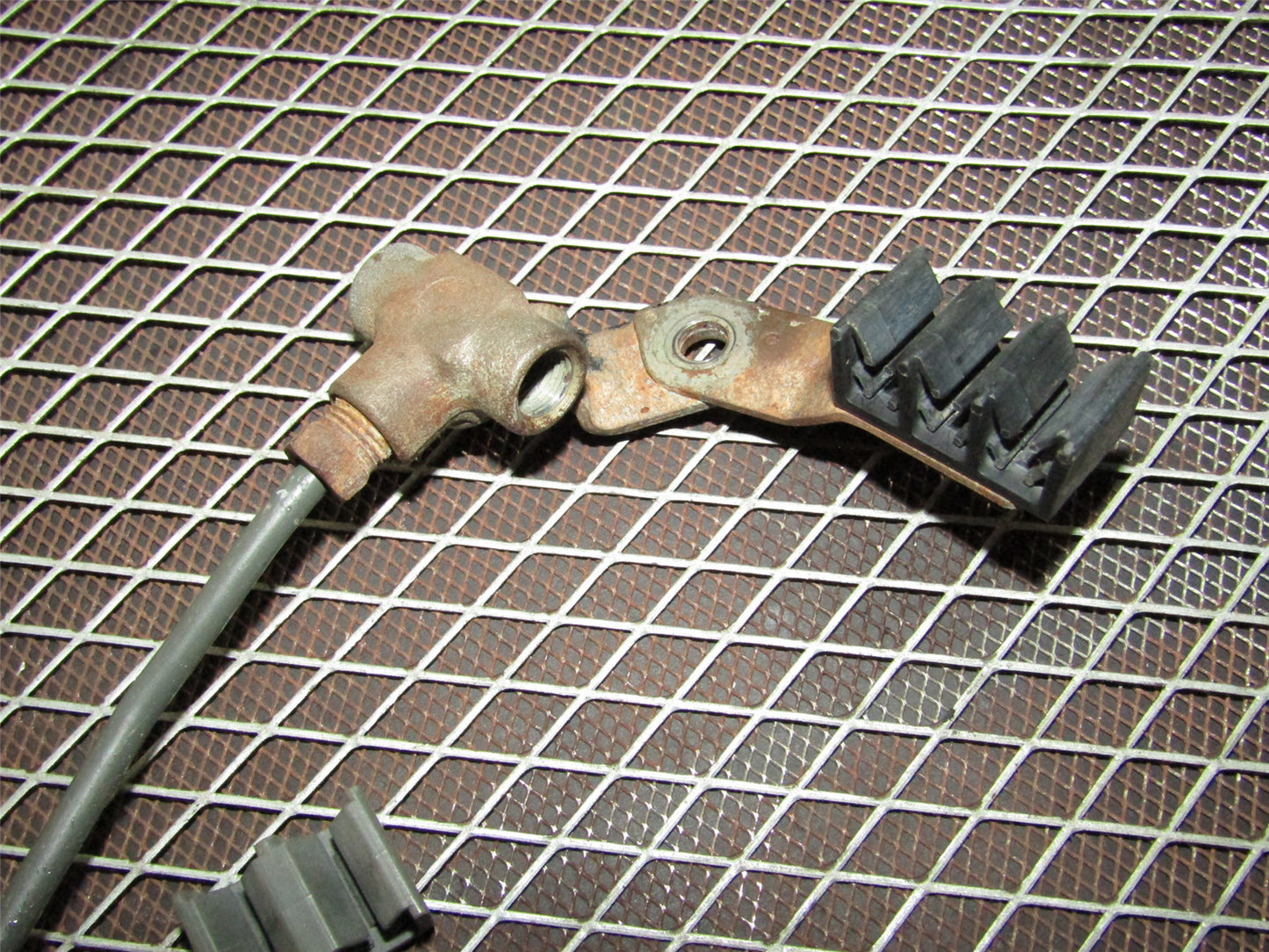 94 95 96 97 98 99 Toyota Celica OEM Brake Proportional Valve