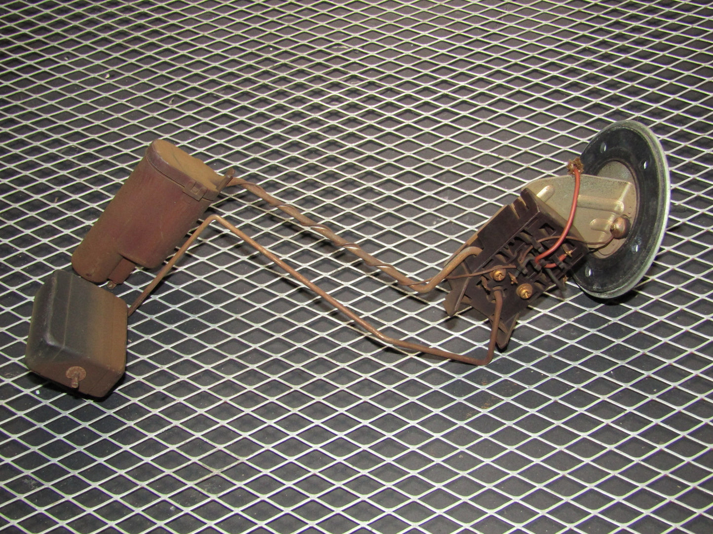 87-91 Toyota Crown Royal Saloon OEM Fuel Floater Sending Unit