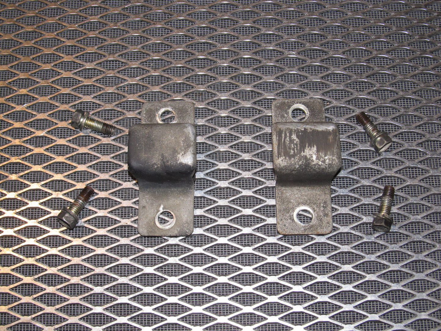 81 82 83 Datsun 280zx OEM Rear Stabilizer Mount - Set