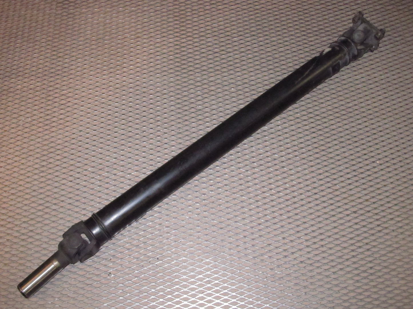 94 95 96 97 Mazda Miata OEM Driveshaft - M/T