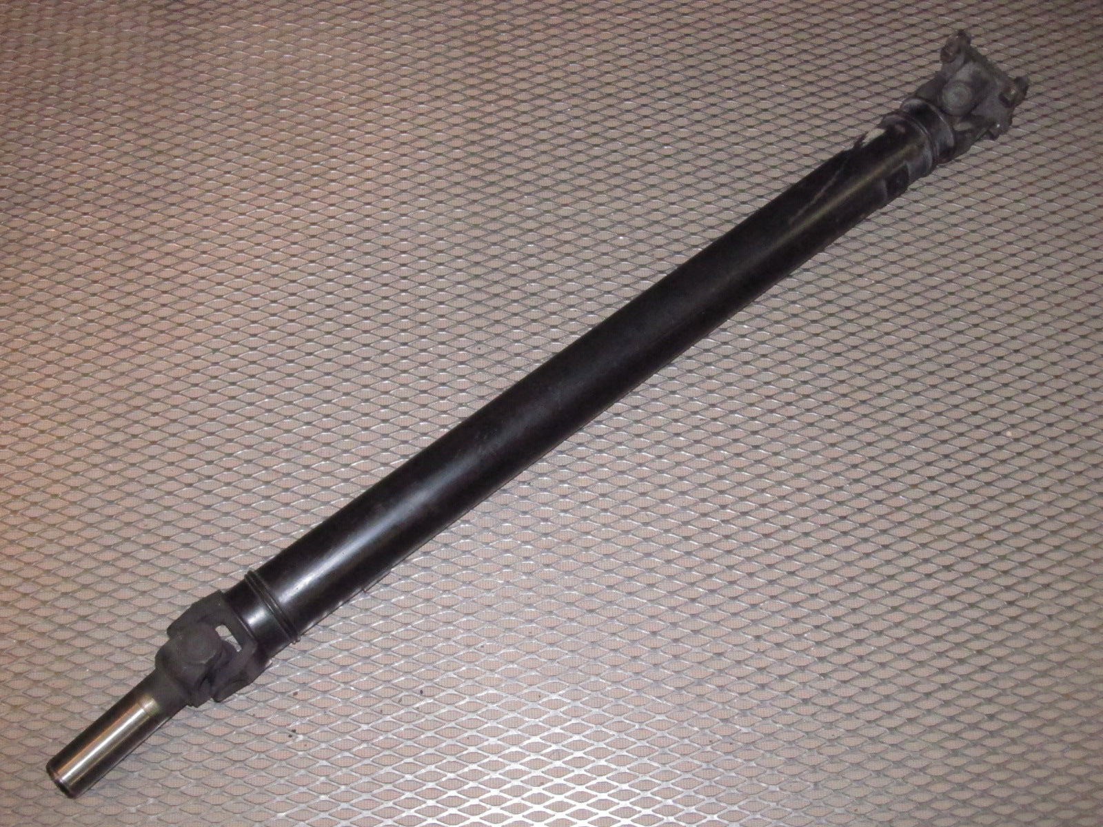 94 95 96 97 Mazda Miata OEM Driveshaft - M/T