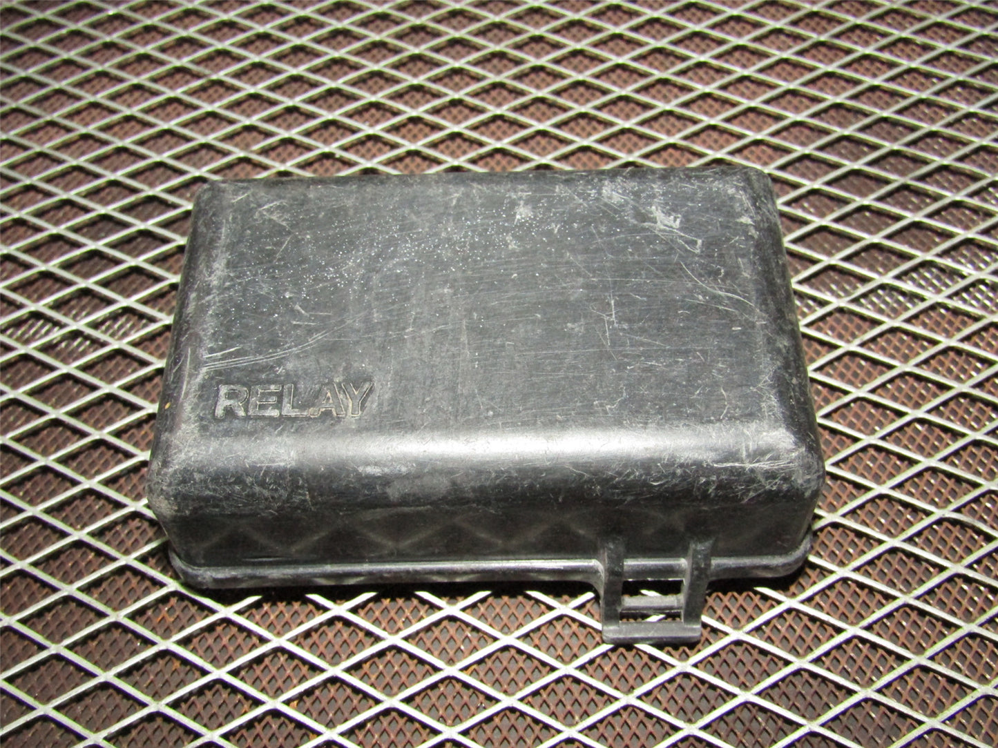 94 95 96 97 98 99 Toyota Celica OEM A/C ABS Fan Relay Fuse Box Cover