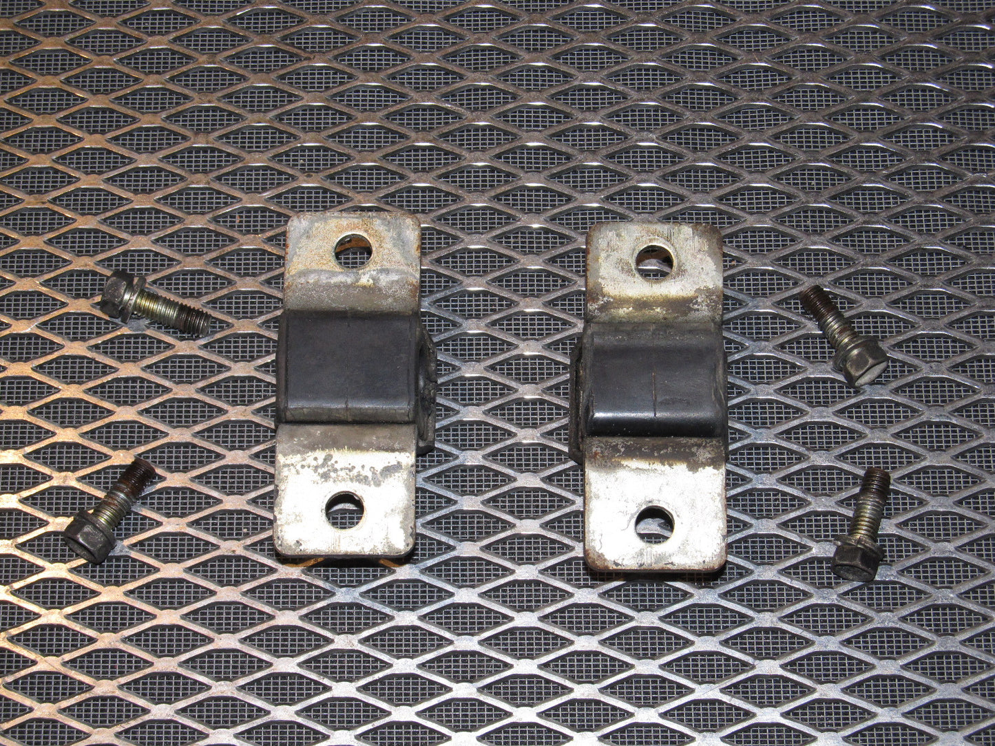 81 82 83 Datsun 280zx OEM Rear Stabilizer Mount - Set