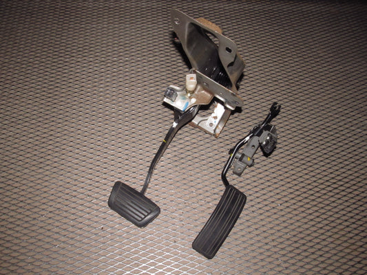 87 88 89 Nissan 300zx OEM A/T Gas & Brake Pedal Assembly Set