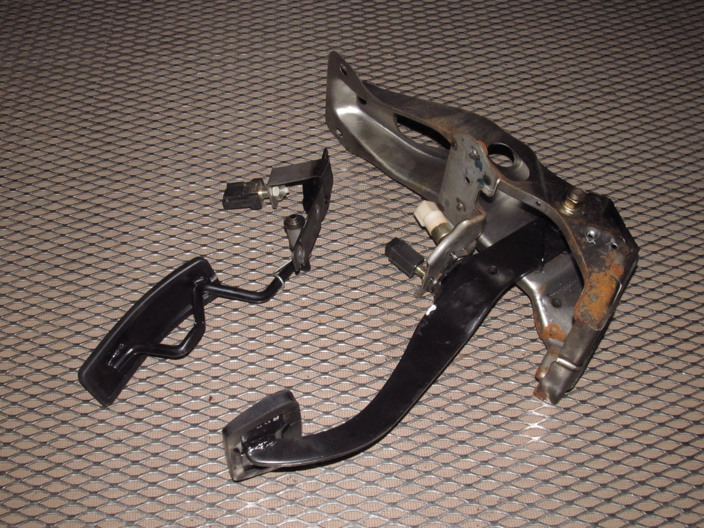 87 88 89 Nissan 300zx OEM A/T Gas & Brake Pedal Assembly Set