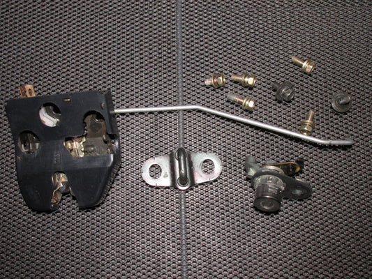 96 97 98 99 00 Honda Civic OEM Coupe Trunk Latch & Striker