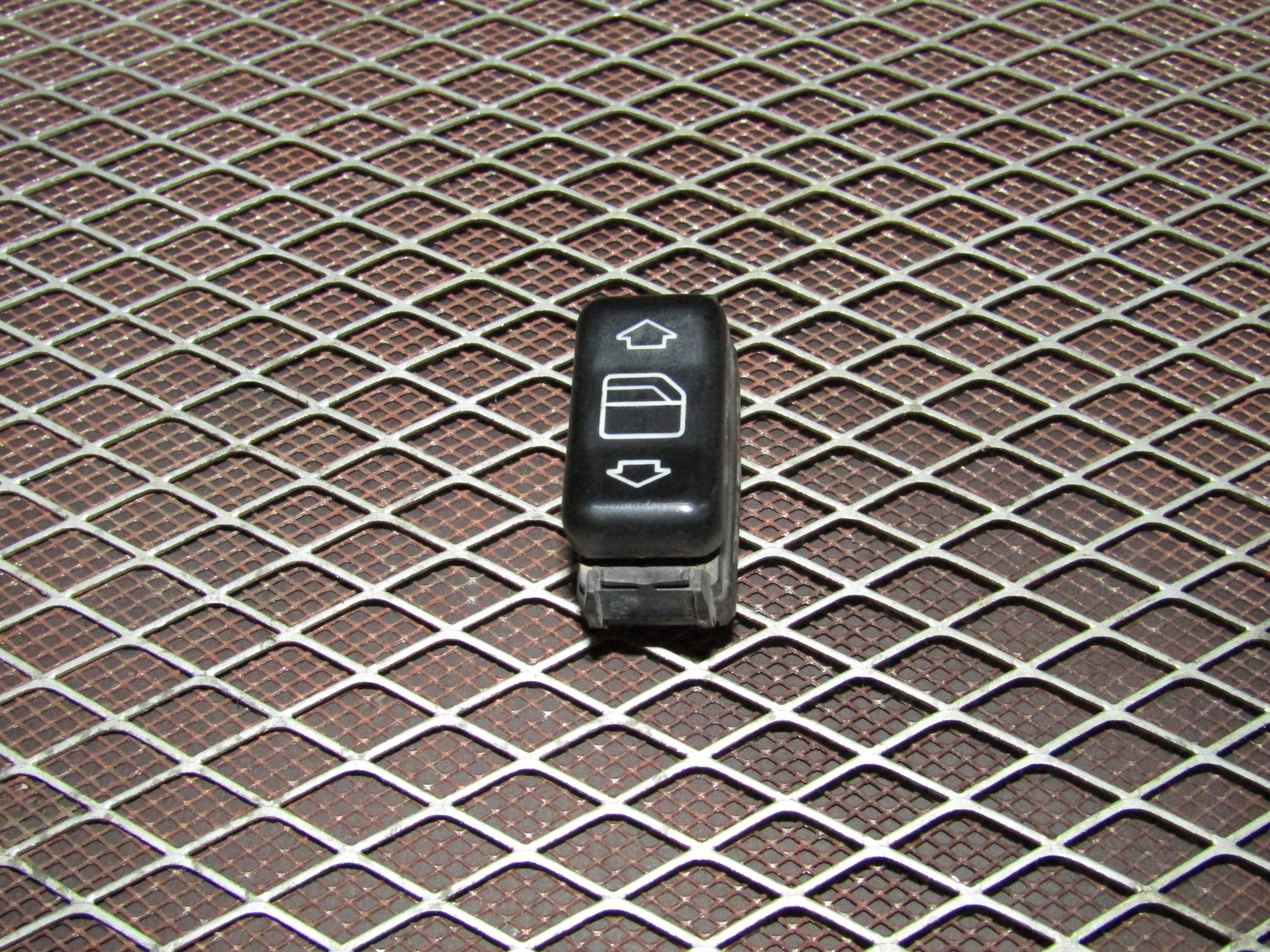 86-93 Mercedes Benz 300E OEM Rear Window Switch - Right