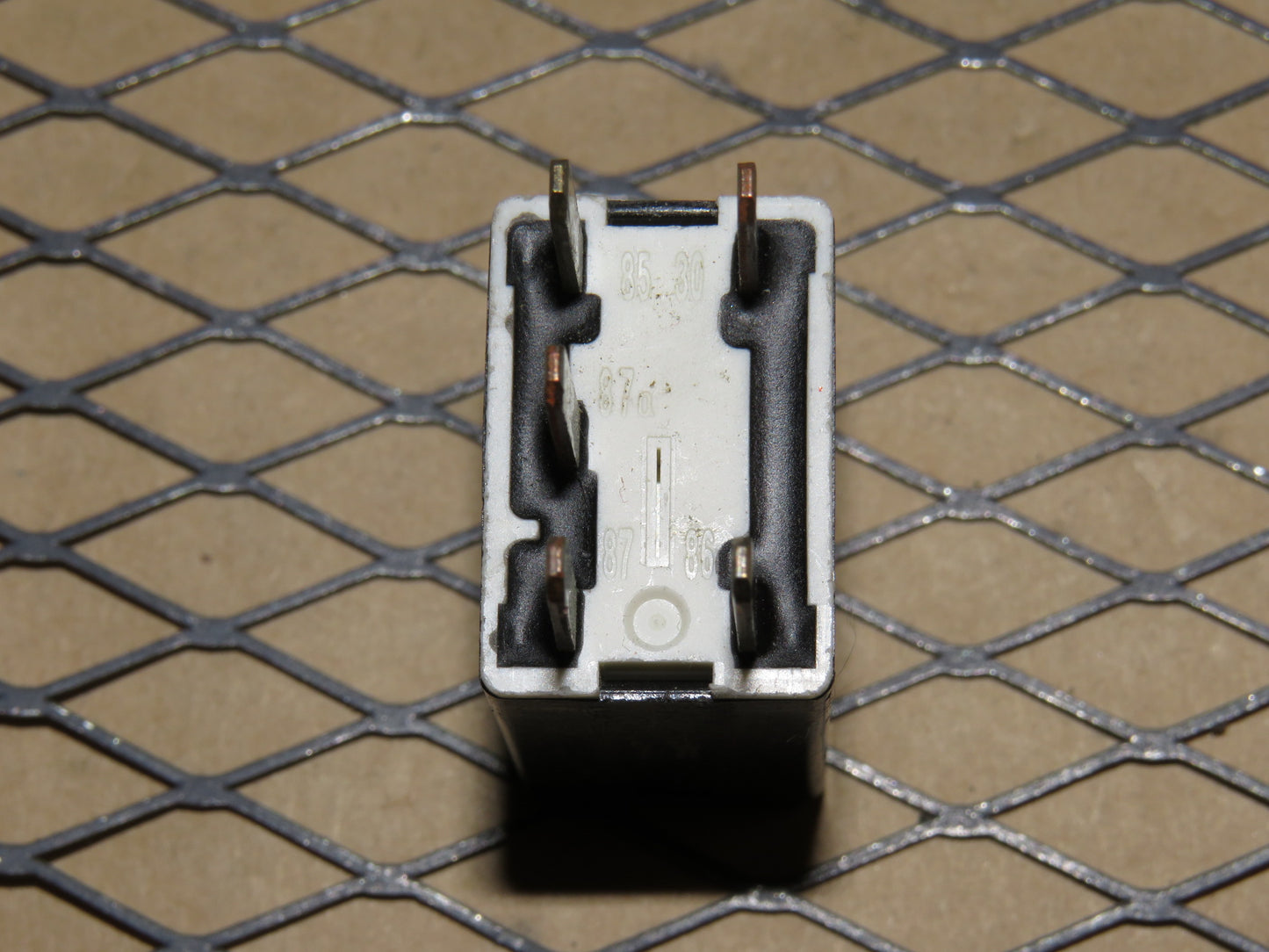 GM Relay 2751 / 13502751