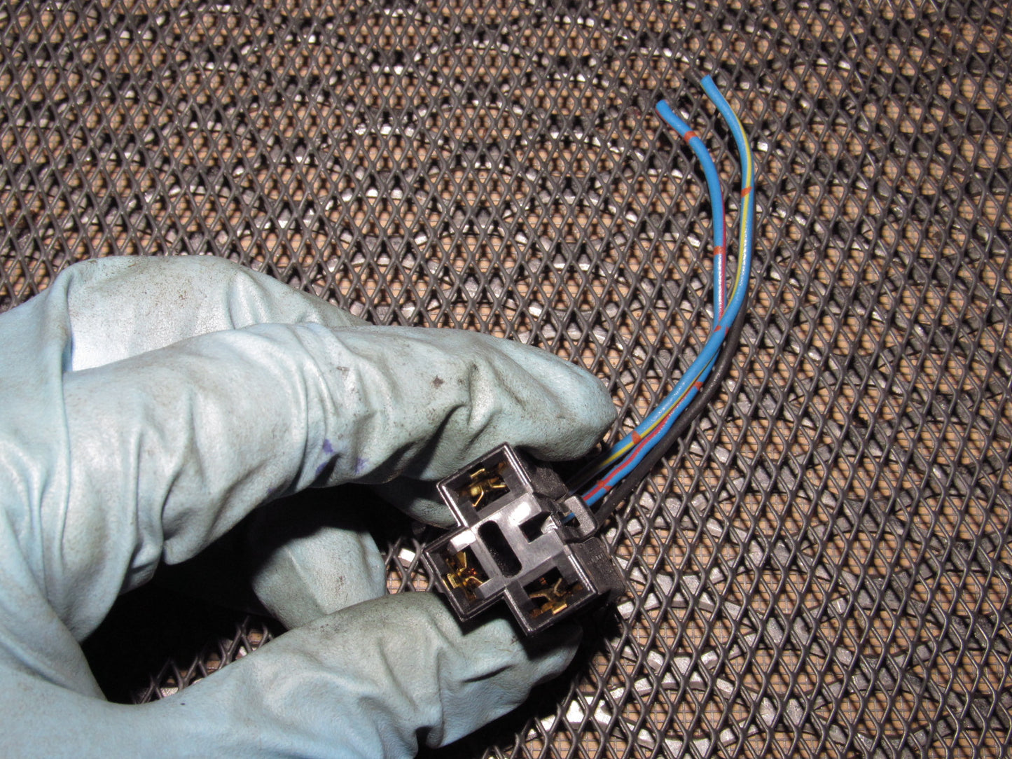 87 88 89 Nissan 300zx OEM Flasher Relay - 25731 89960