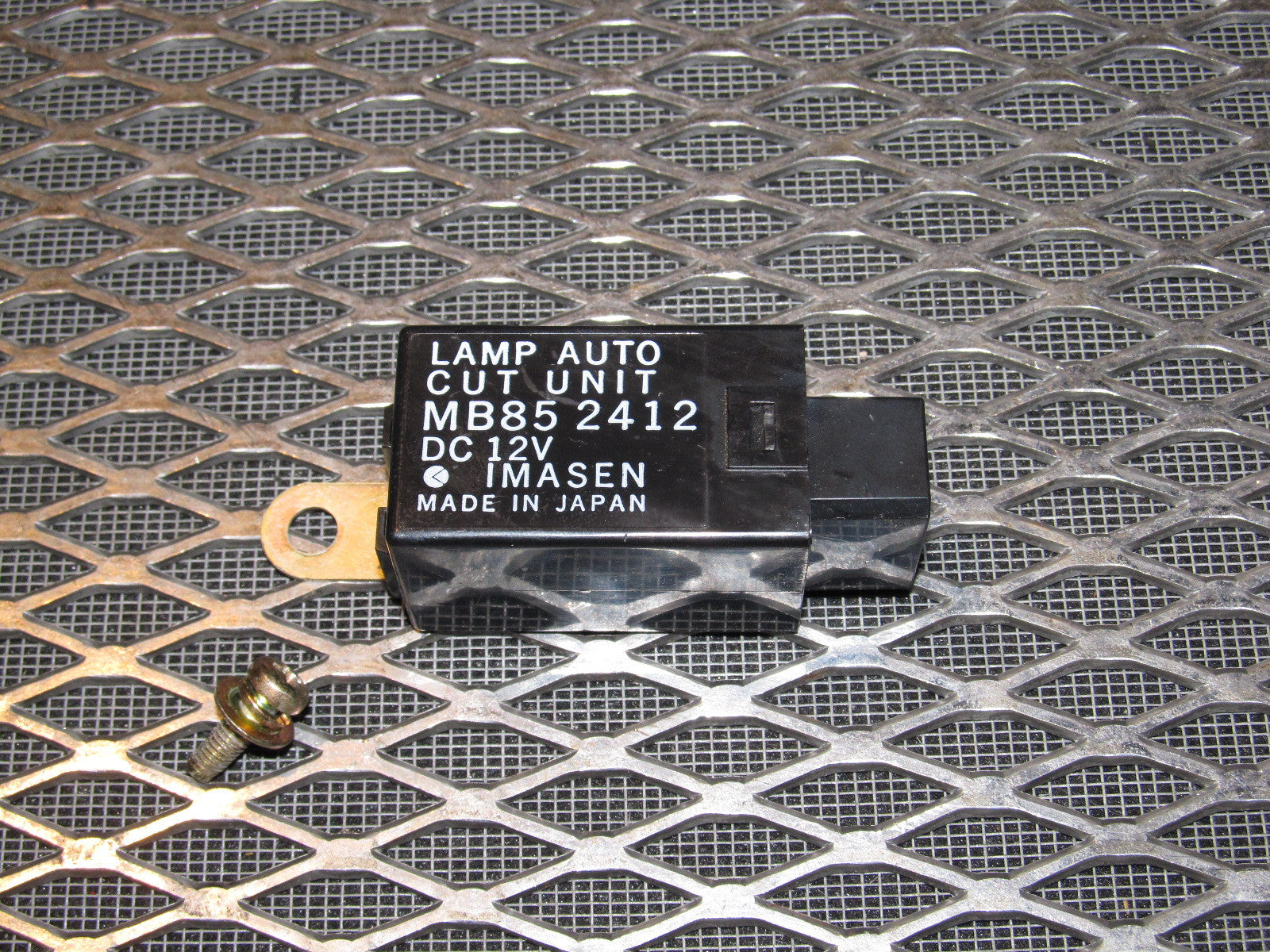 94 95 96 97 Mitsubishi 3000GT OEM Lamp Auto Cut Unit Relay