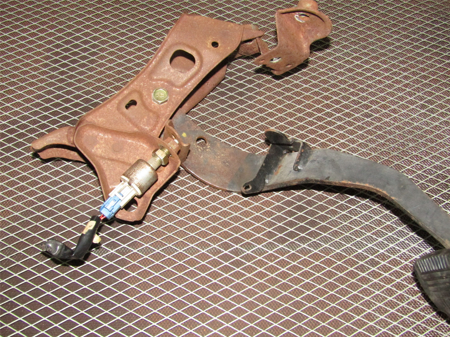94 95 96 97 98 99 Toyota Celica OEM M/T Clutch Neutral Safety Switch Pigtail Harness