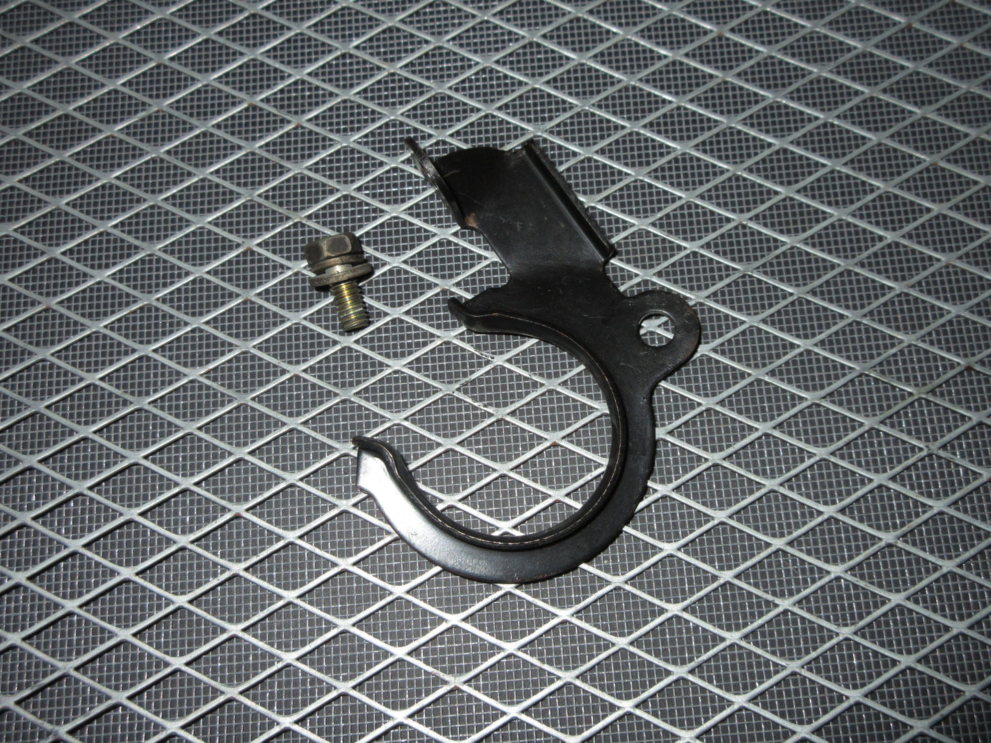 JDM 98 99 00 01 02 Honda Accord None ULEV F23A Lower Radiator Hose Holder Bracket