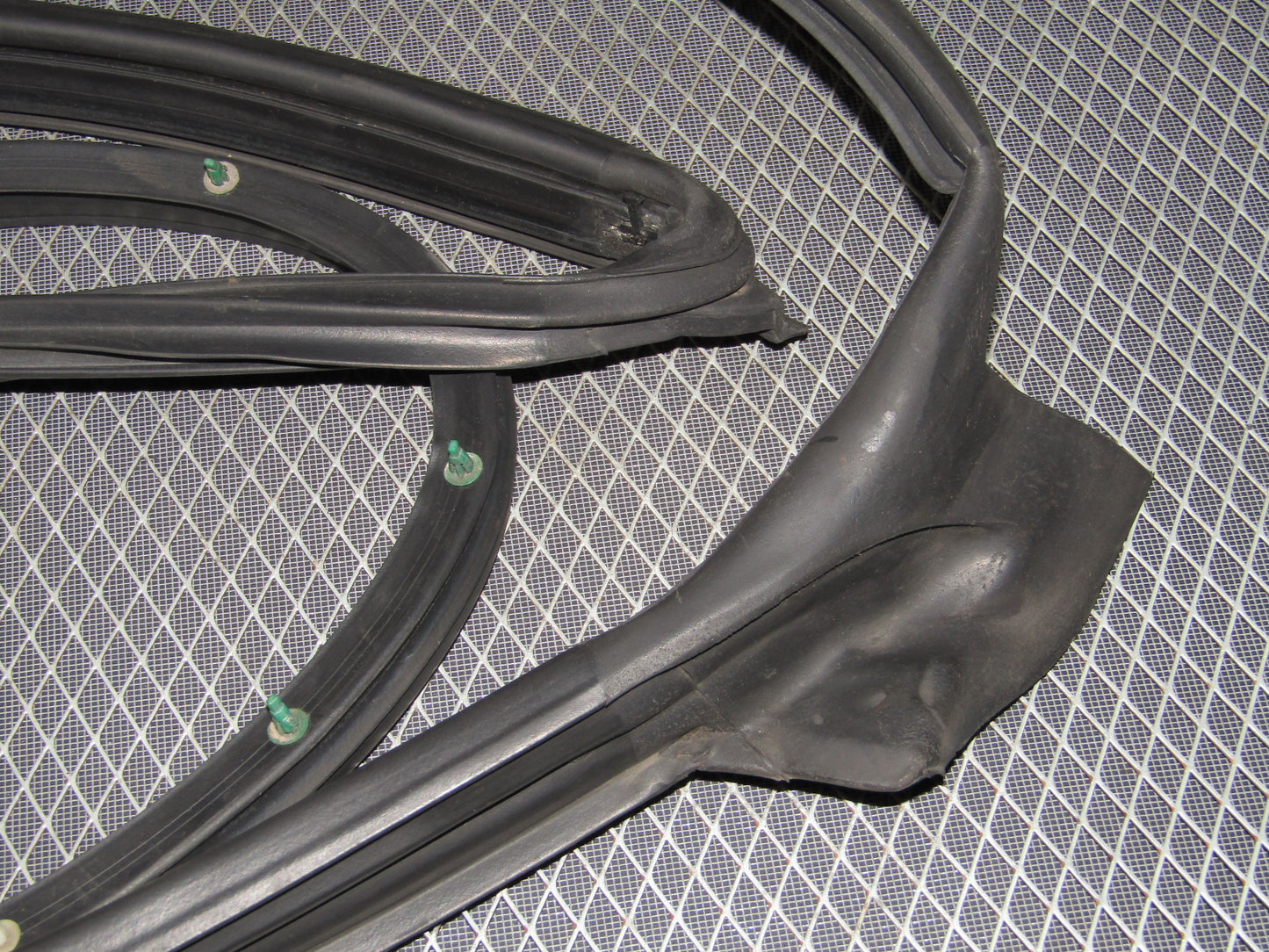 87 88 89 90 91 Toyota Crown Royal Saloon OEM Door Weather Stripping - Front Right