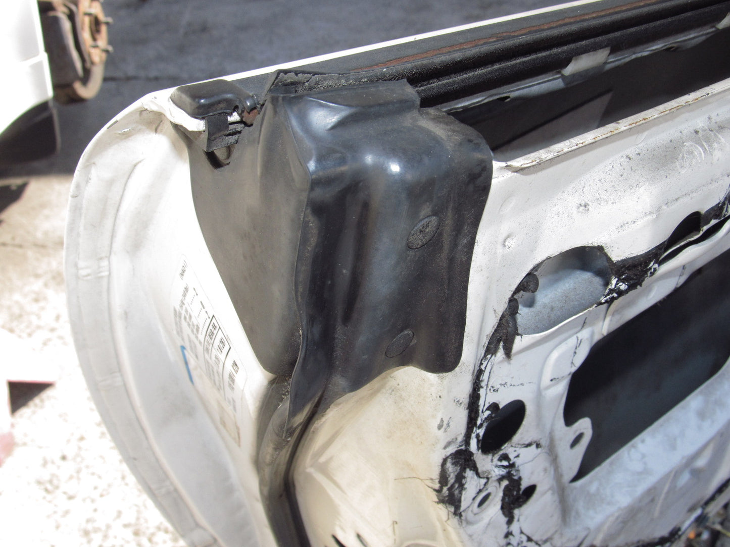 94 95 96 97 Mazda Miata OEM Door Weather Stripping Rubber Seal - Left