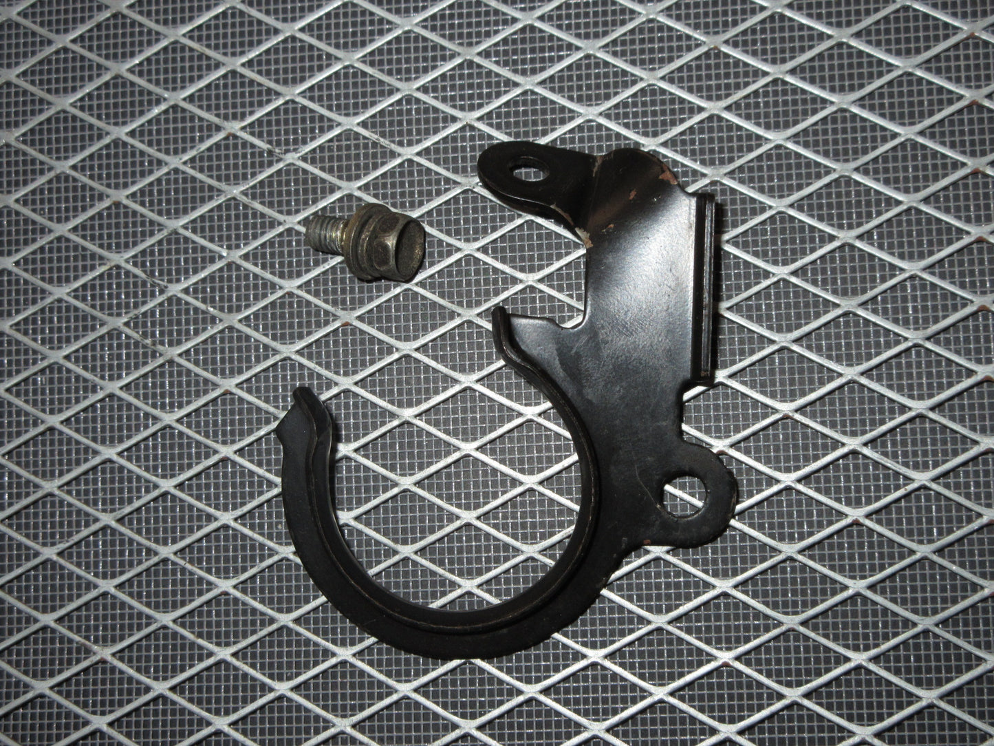 JDM 94 95 96 97 Honda Accord F22B None Vtec Lower Radiator Hose Holder Bracket