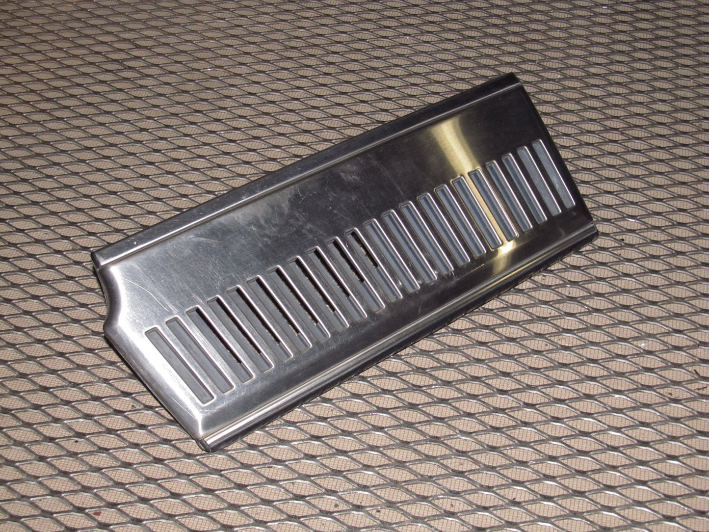 79 80 Datsun 280zx 2.8L OEM Exterior Side Vent Cover Panel 2+0