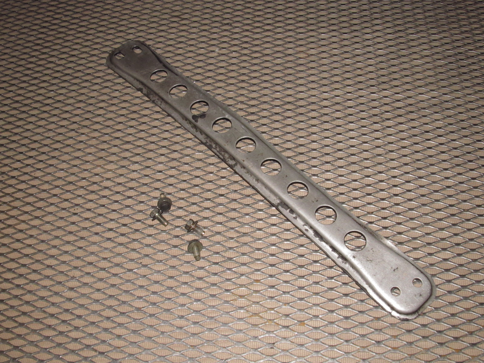 87 88 89 Nissan 300zx OEM Rear Brace Bar