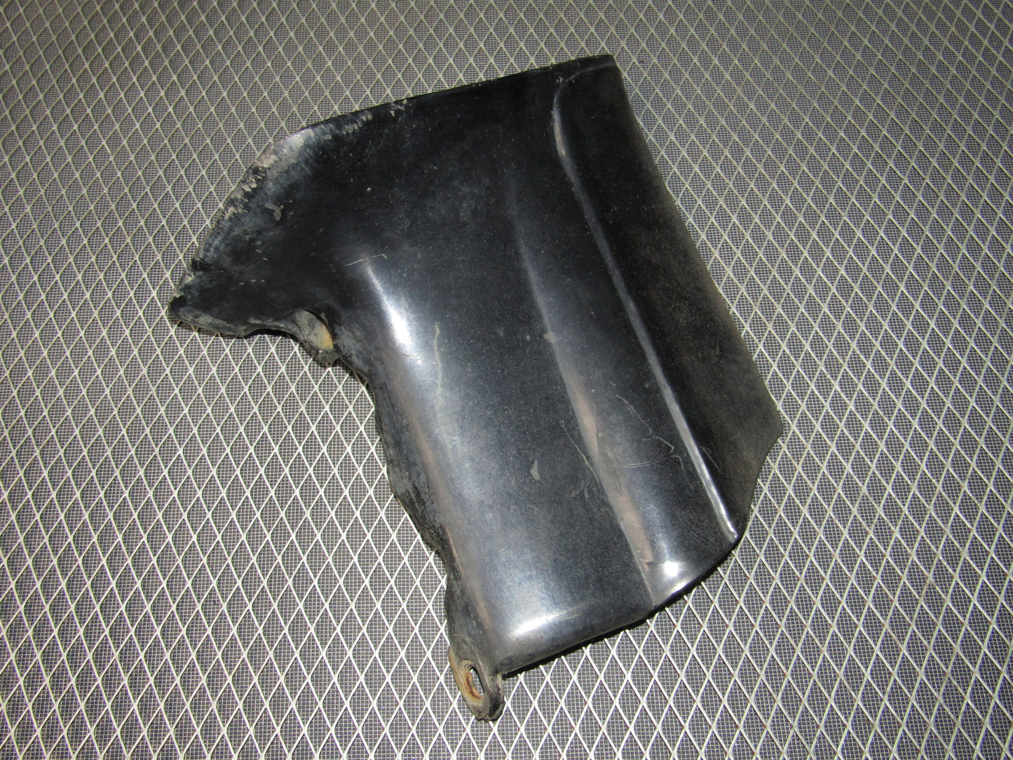 87-91 Toyota Crown Royal Saloon OEM Mud Guard - Front Left