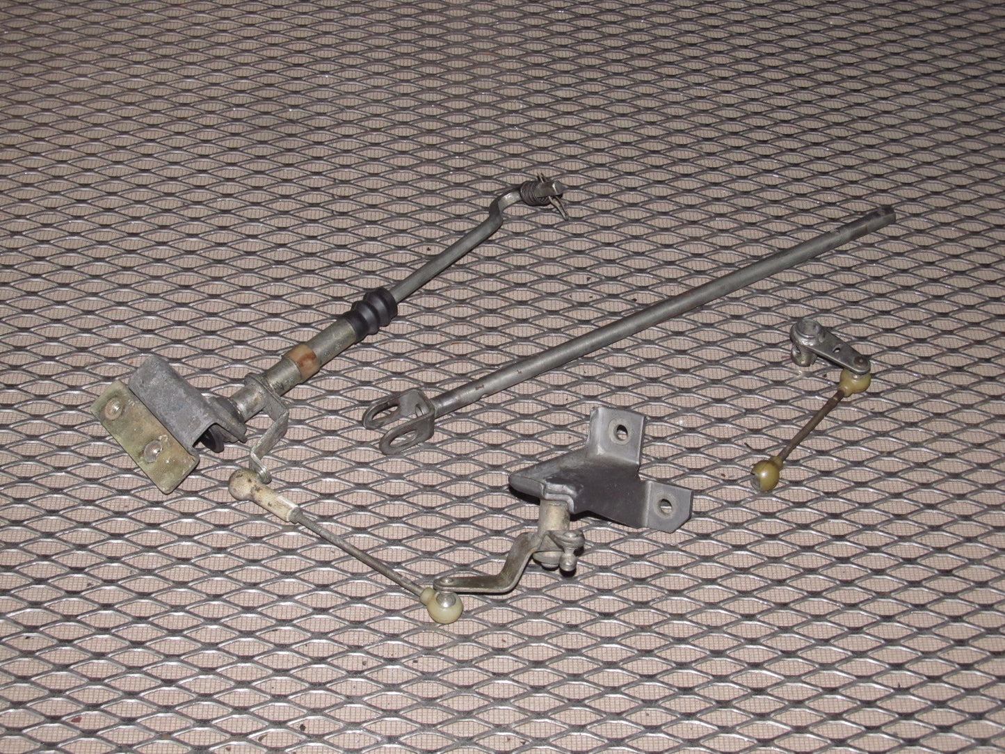 79 80 Datsun 280zx L28E OEM Throttle Body Bell Crank Linkage Rod
