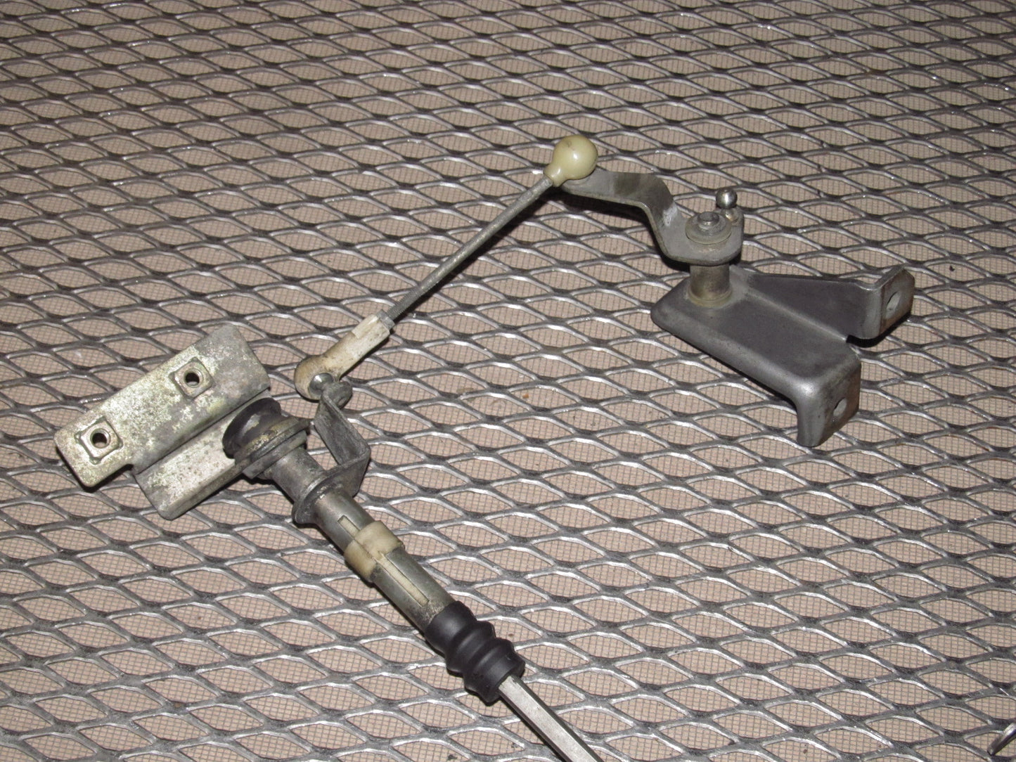 79 80 Datsun 280zx L28E OEM Throttle Body Bell Crank Linkage Rod