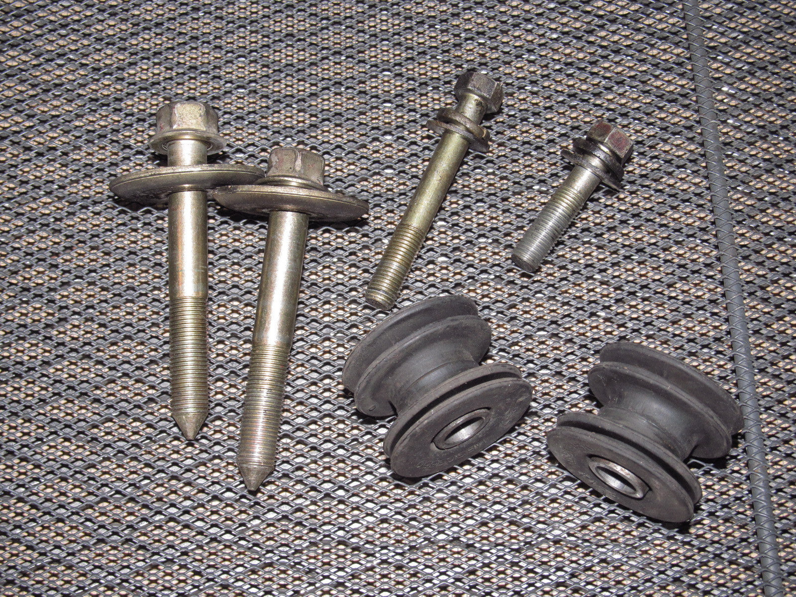 97 98 99 Mitsubishi Eclipse OEM Engine Sub Frame Bar Bolts - FWD ...