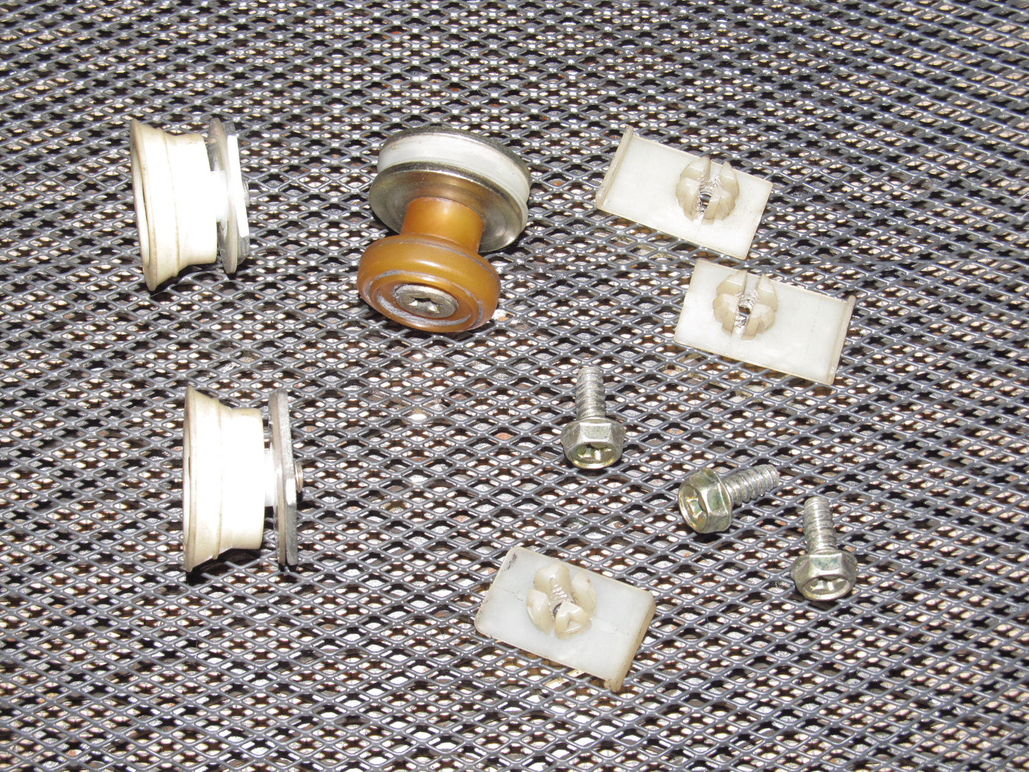 94 95 96 97 Mazda Miata OEM Window Roller - Left Set