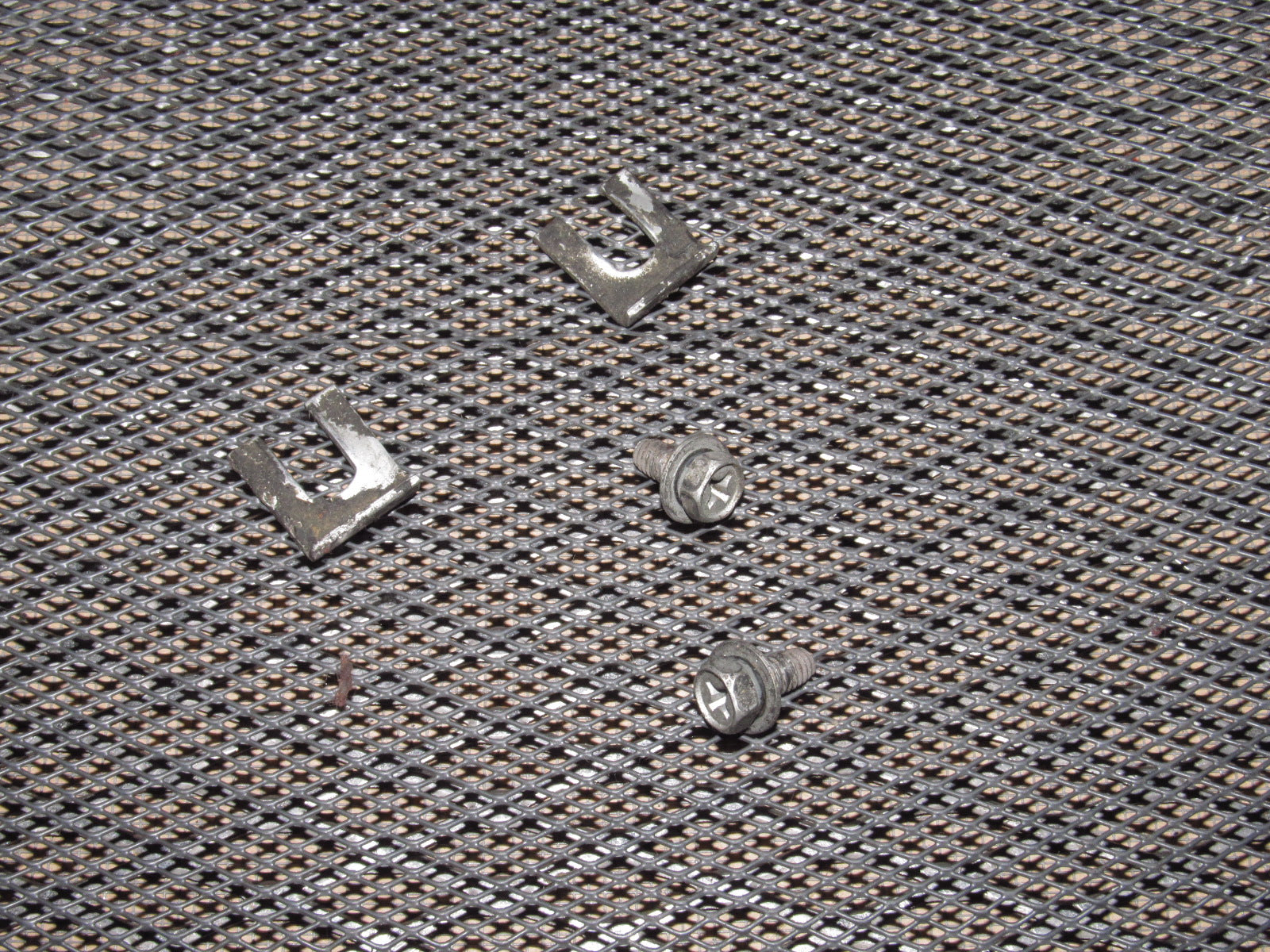 88 89 Nissan 300zx OEM Parking Brake Lock Clips
