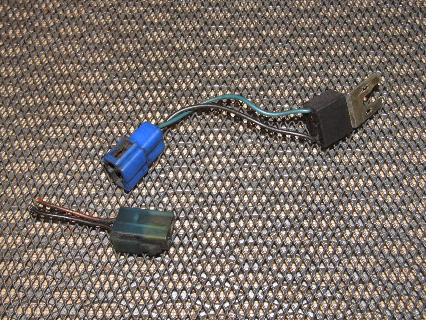 85 86 Toyota MR2 OEM Ignition Resistor Condenser - 90980-04041