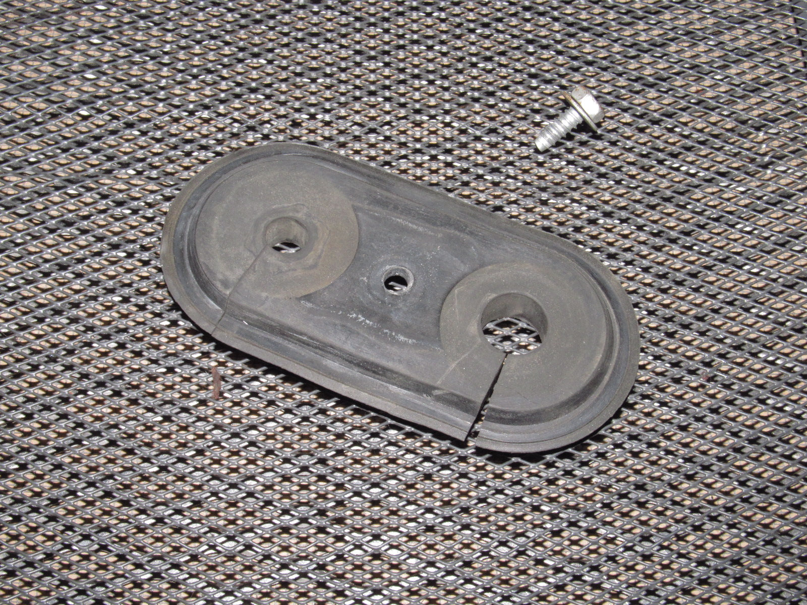 88 89 Nissan 300zx OEM A/C Condenser Firewall Grommet