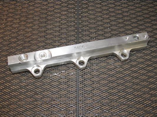 85 86 Toyota MR2 OEM Fuel Rail