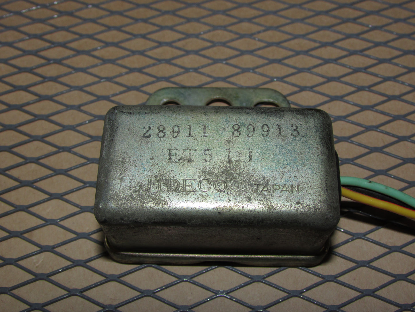 77 78 Datsun 280z OEM Seat Belt Timer Relay 28911-89913